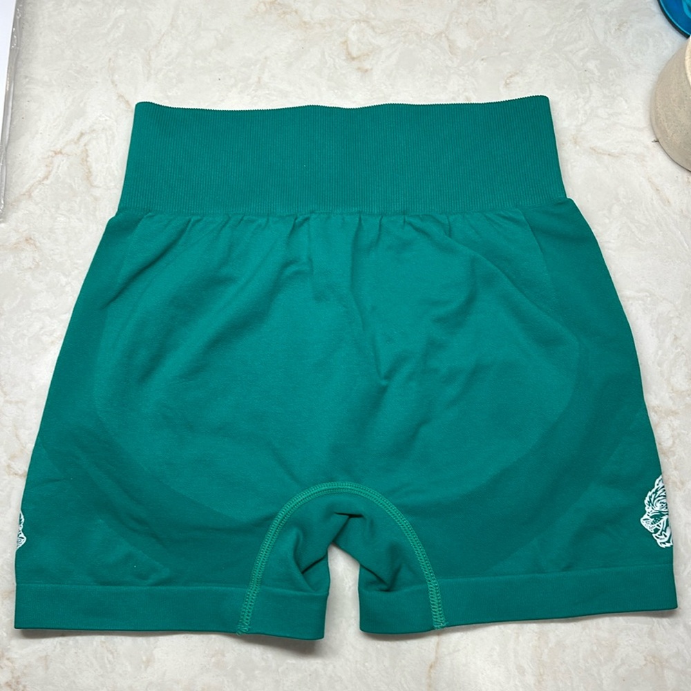DARC SPORT-SHE collection shorts